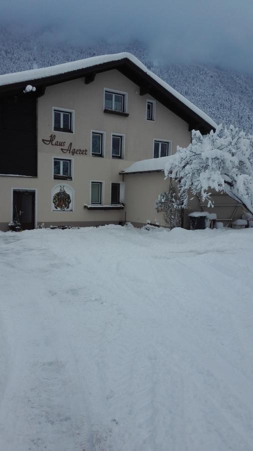 Haus Agerer Fewo 2. Stock Tarrenz Bagian luar foto