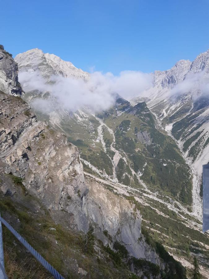 Haus Agerer Fewo 2. Stock Tarrenz Bagian luar foto